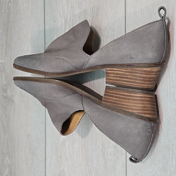 Lucky Brand Gray Women's Mahzan Slip-On Shoes The Pointed Toe Leather 8.5M - Picture 7 of 12